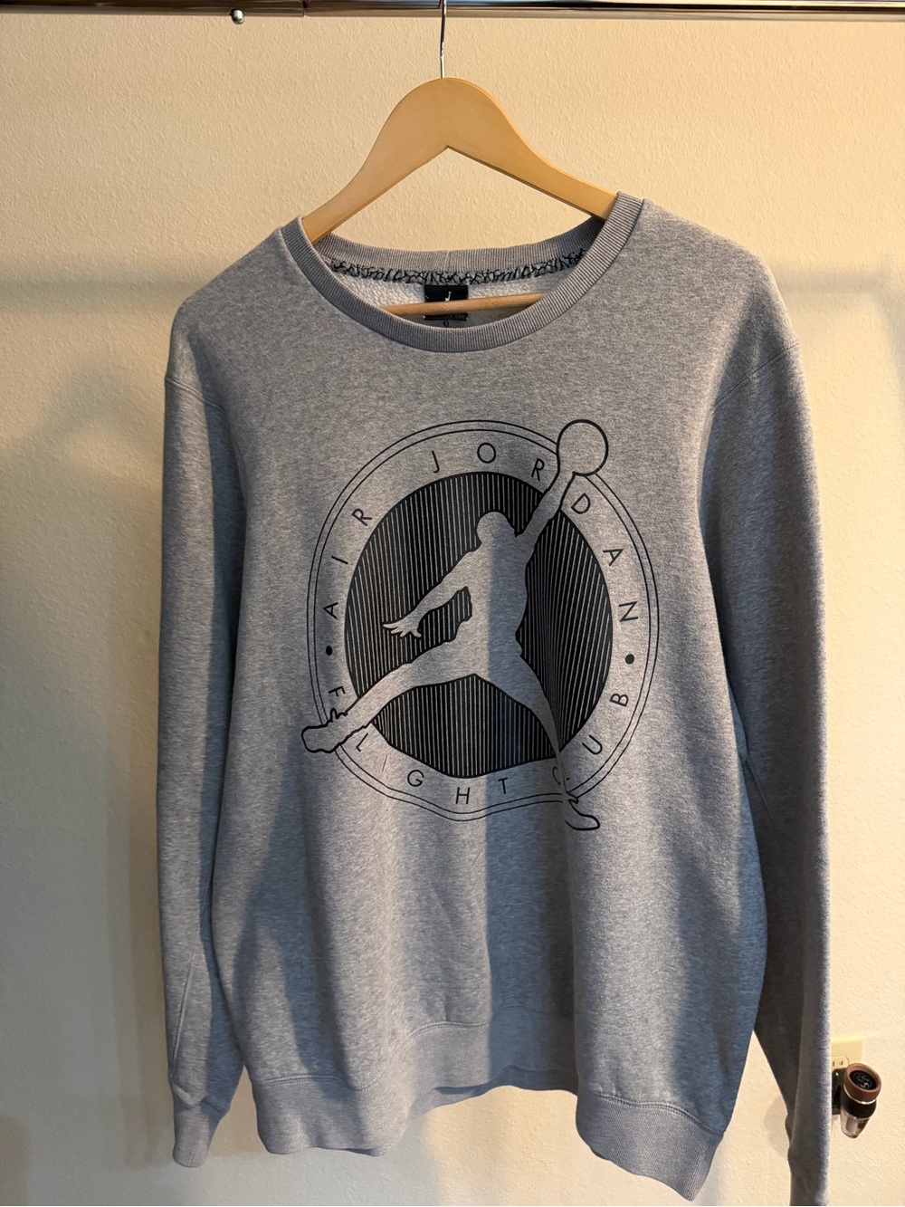 Jordan Flight Club Jumpman Graphic Crewneck Sweatshirt Gray XXL